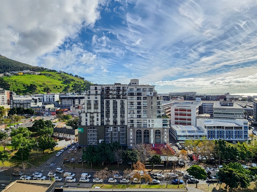  Bedroom Property for Sale in Cape Town City Centre Western Cape